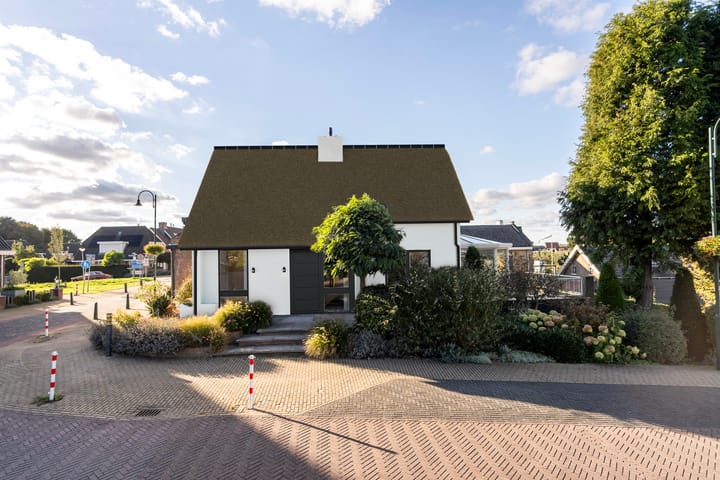 Foto 2 van Dorpsstraat 13