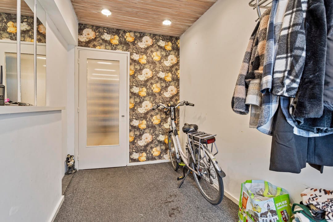 Photo 8 of Dautzenbergstraat 44-A