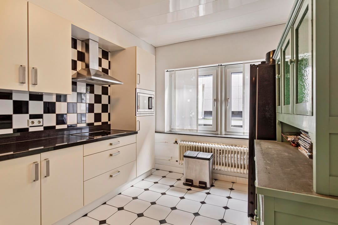 Photo 16 of Dautzenbergstraat 44-A