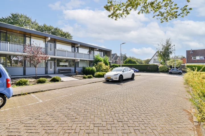 Foto 21 van Meidoornweg 276