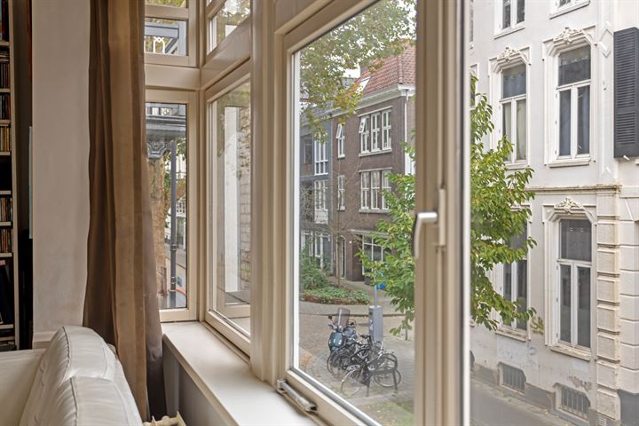 Bekijk foto 12 van Hertogstraat 36-A