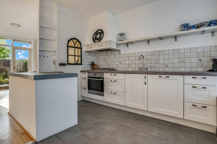 Foto 9 van T.M.C. Asserplantsoen 22