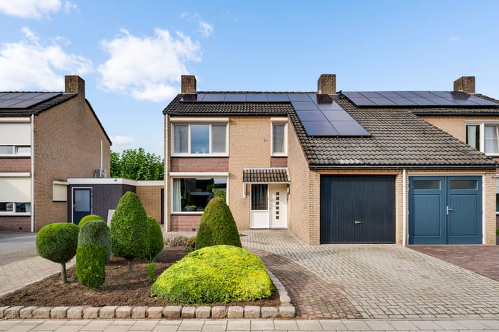 Foto 3 van Meidoornlaan 9