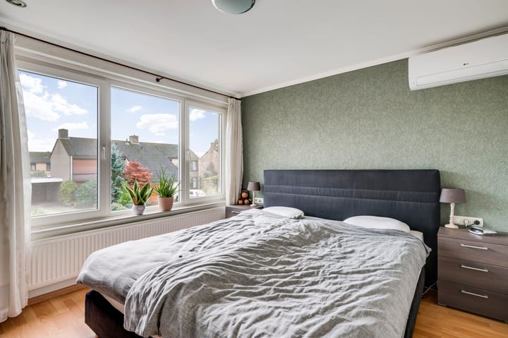 Foto 19 van Meidoornlaan 9