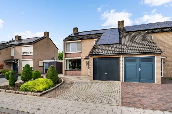 Foto 31 van Meidoornlaan 9