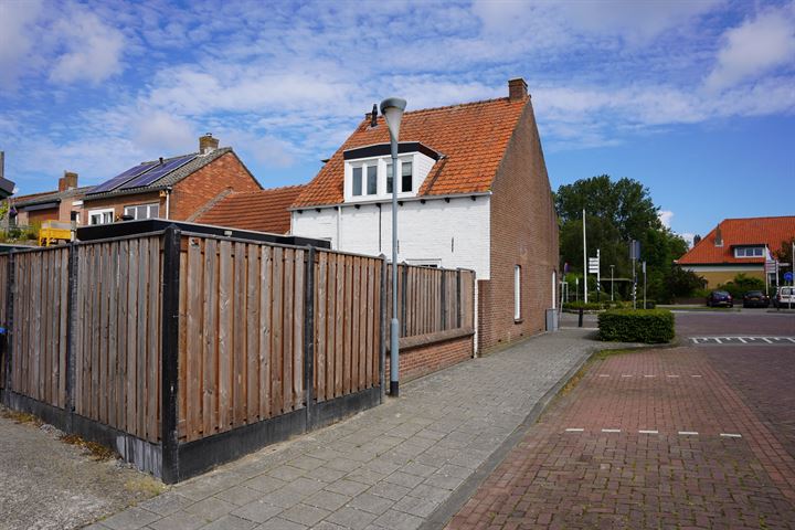 View photo 29 of Voorstraat 12