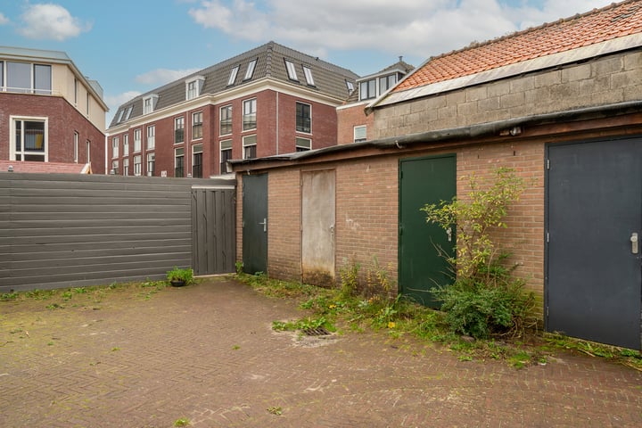 View photo 28 of Waardstraat 47