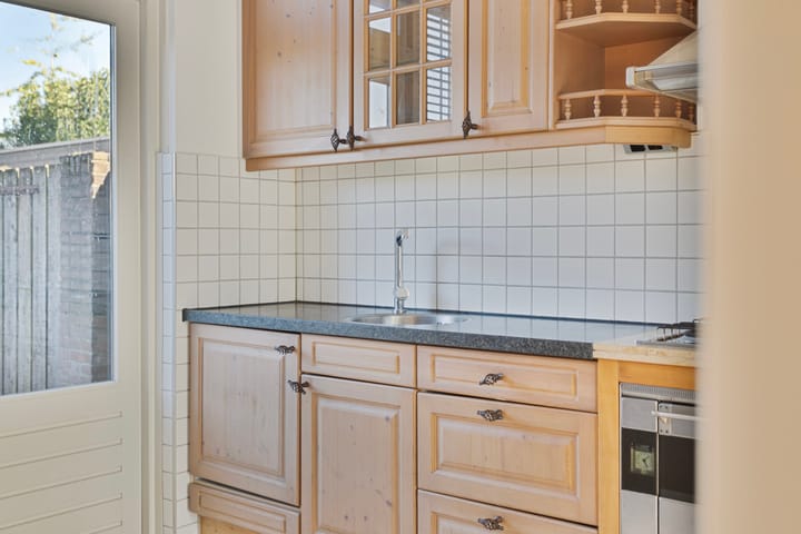 Photo 13 of Irenestraat 19