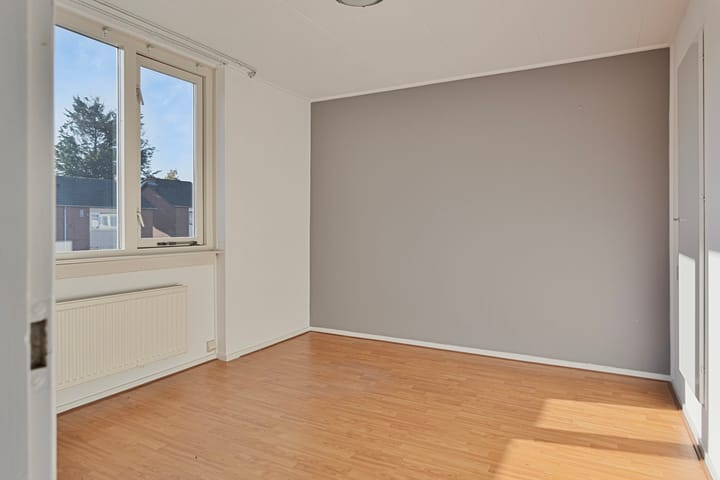 Photo 18 of Irenestraat 19