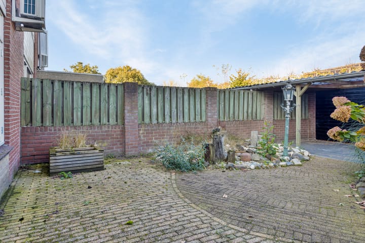 Photo 33 of Irenestraat 19