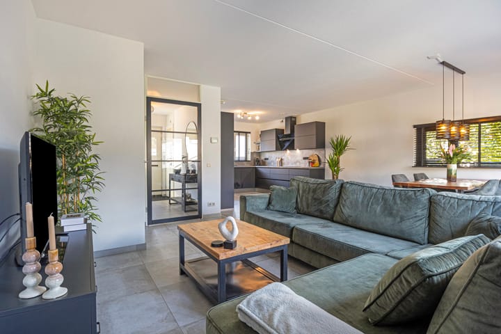 Foto 4 van Veldlaan 1