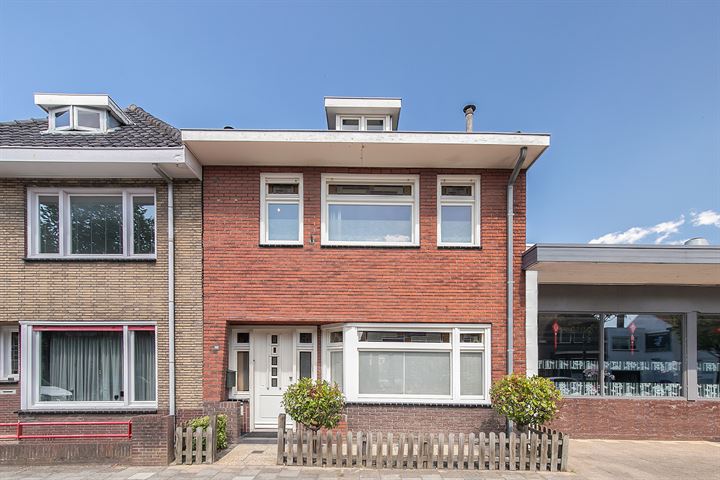 View photo 1 of Axelsestraat 166