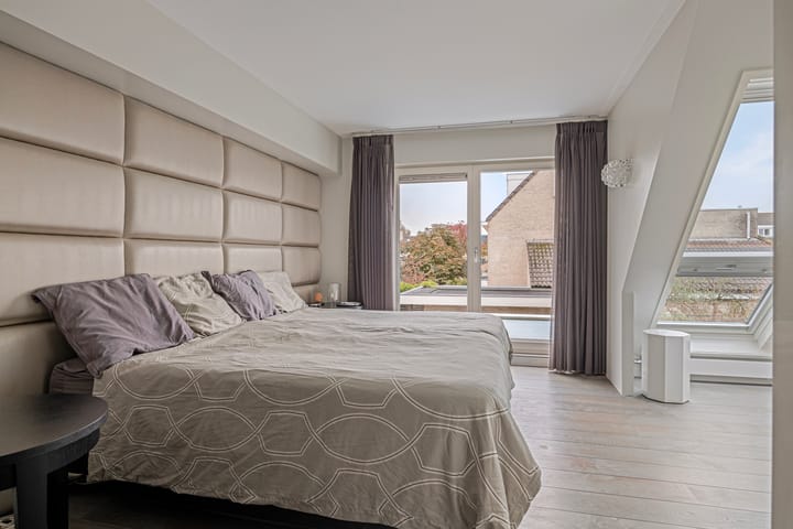 Foto 23 van Hondiusstraat 52