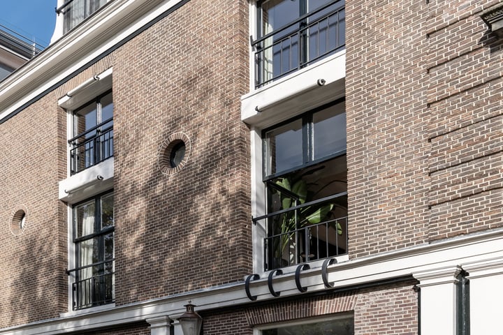 View photo 20 of Keizersgracht 607-F