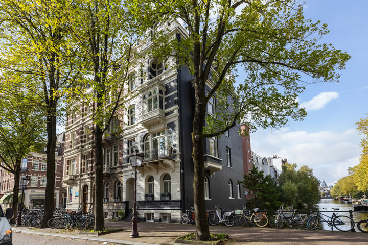 View photo 30 of Reguliersgracht 138-A