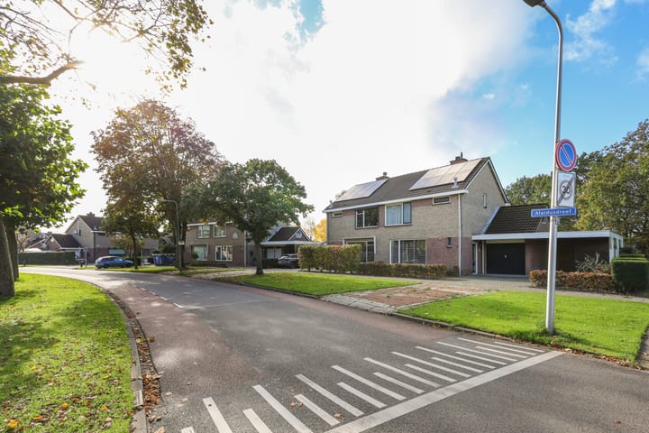 Foto 53 van Alardusdreef 1