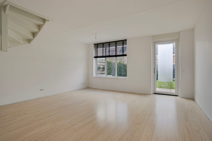 Foto 4 van Fagotstraat 1