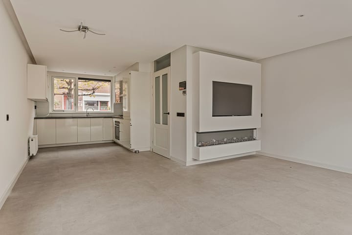 Foto 10 van Abeelstraat 2