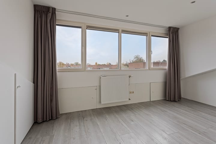 Foto 32 van Abeelstraat 2