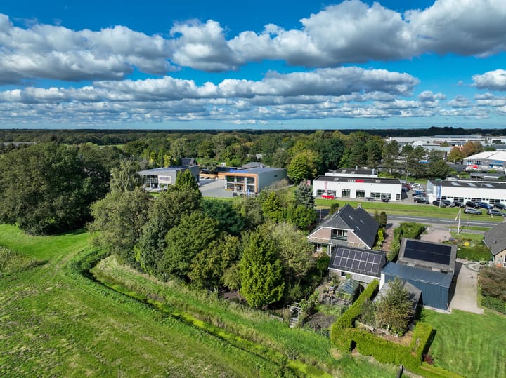 Photo 7 of Vriezerweg 11