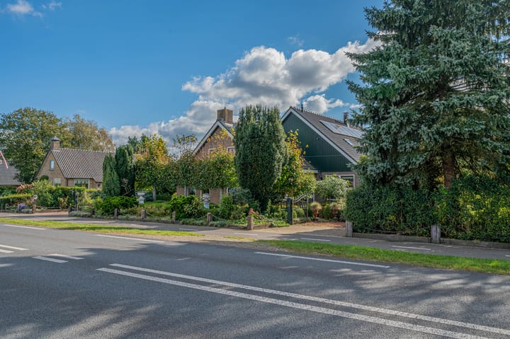 Photo 9 of Vriezerweg 11