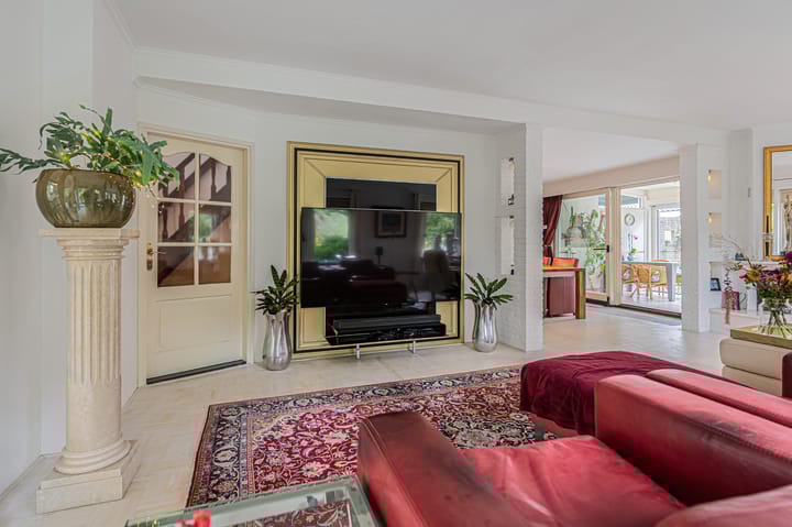 Photo 22 of Vriezerweg 11