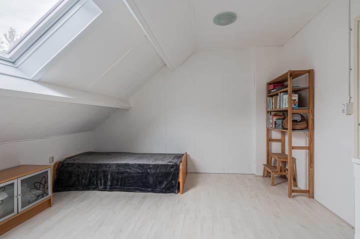 Photo 53 of Vriezerweg 11