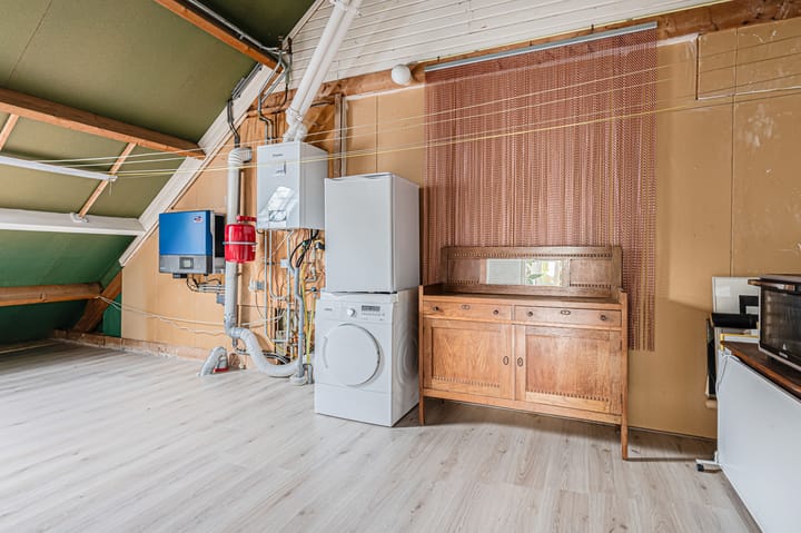 Photo 55 of Vriezerweg 11