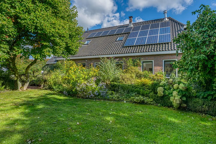 Photo 85 of Vriezerweg 11