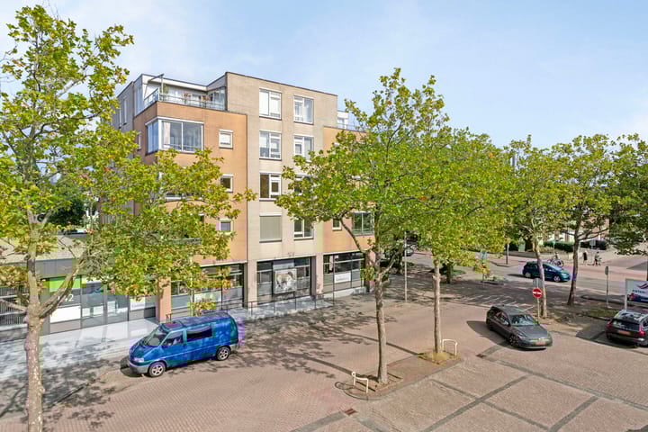 Foto 1 van Burgemeester Kuperusplein 172