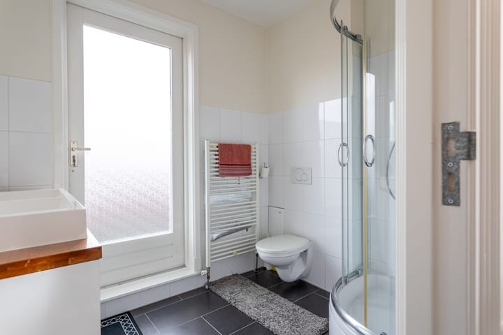 Foto 30 van Van Nijenrodestraat 60