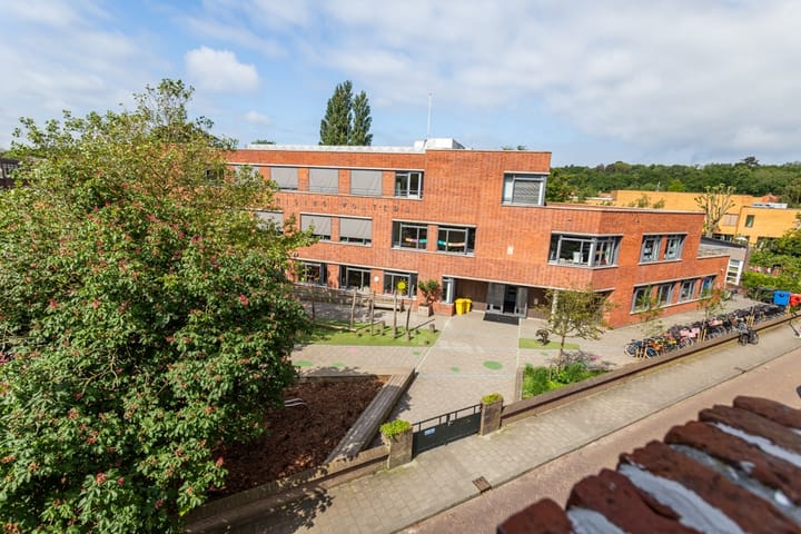 Foto 37 van Van Nijenrodestraat 60