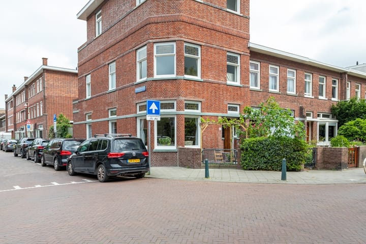 Foto 39 van Van Nijenrodestraat 60