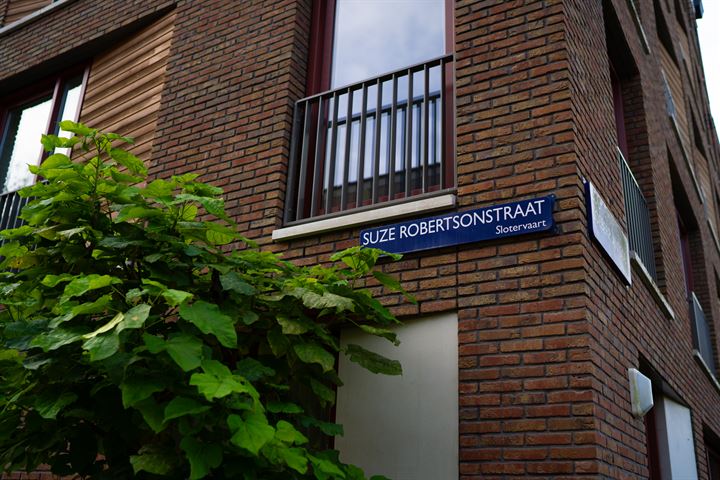 View photo 5 of Suze Robertsonstraat 25