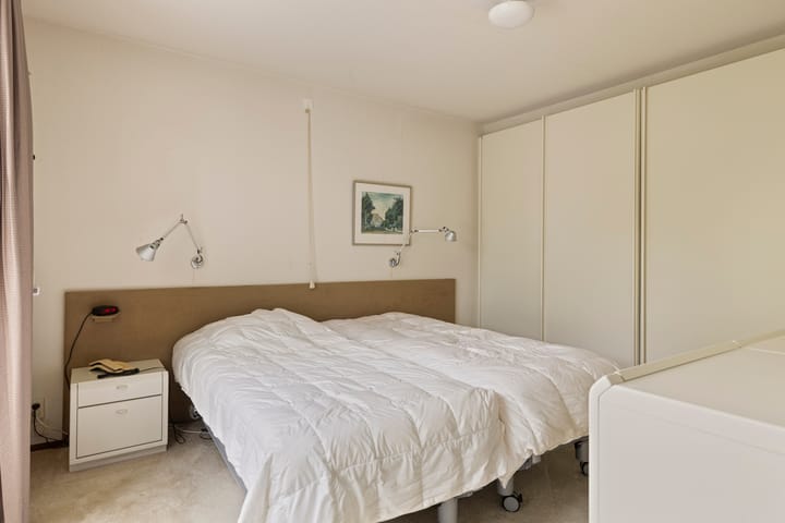 Foto 22 van Willem Alexanderplein 4