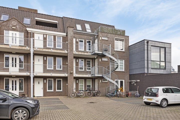 Bekijk foto 17 van Mgr.Bekkersstraat 123