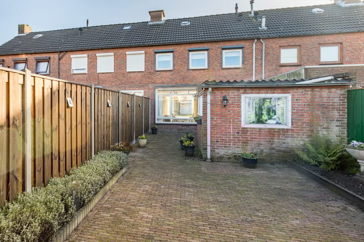 Foto 35 van Orchideestraat 6