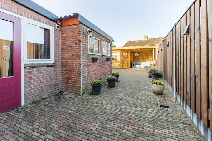 Foto 37 van Orchideestraat 6