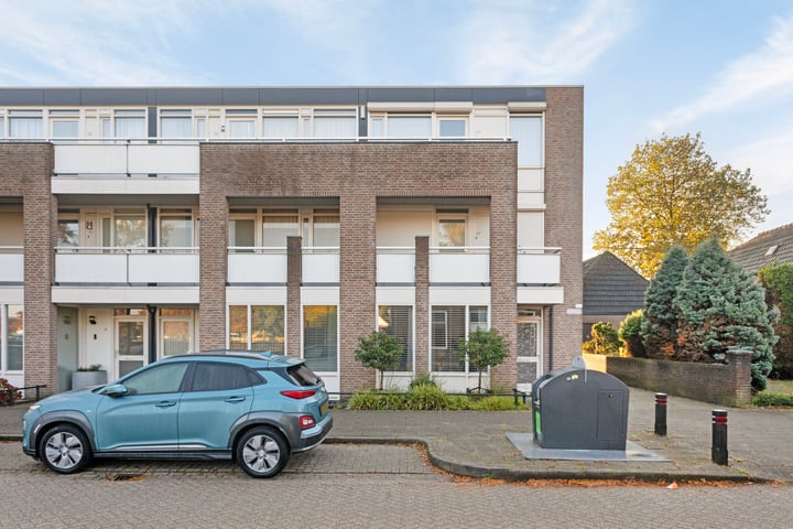 Bekijk foto 2 van Laarstraat 15-D