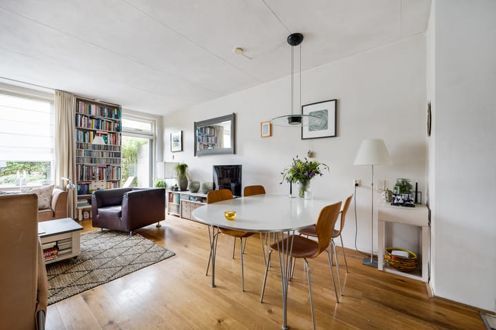 Foto 9 van Distelvlinder 5