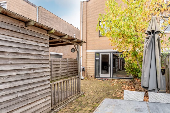 Foto 15 van Meidoornstraat 15