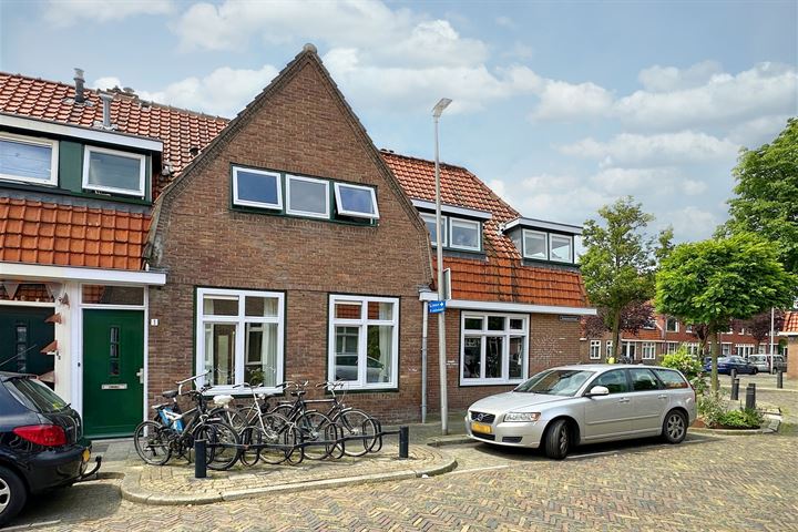 View photo 1 of Geleenstraat 1