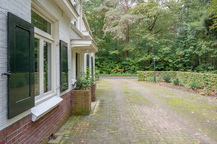 Foto 8 van Meeneweg 1