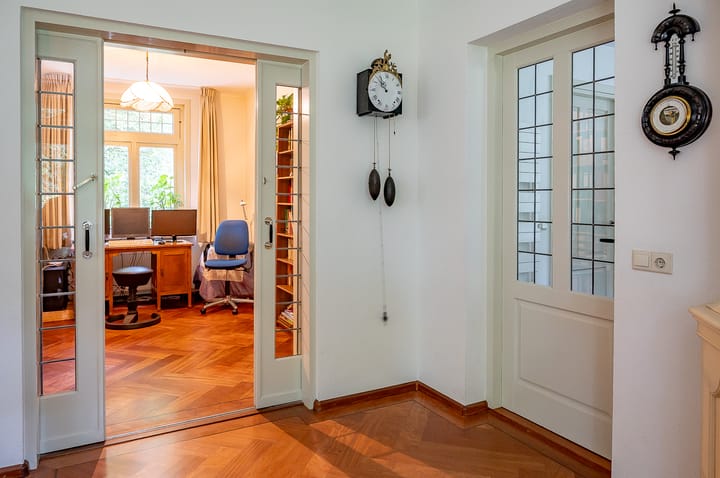 Foto 16 van Meeneweg 1