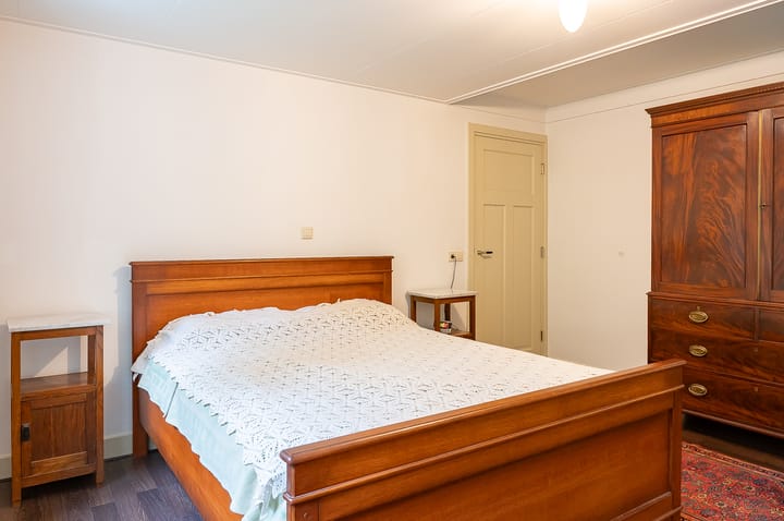 Foto 30 van Meeneweg 1