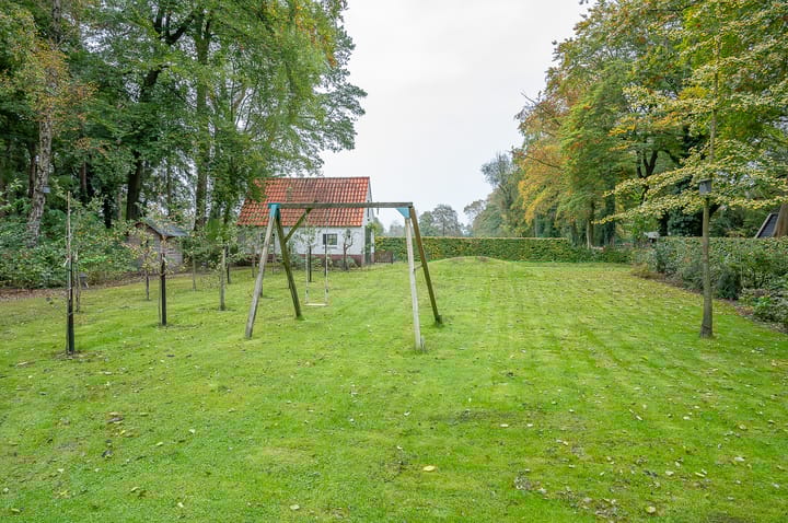 Foto 39 van Meeneweg 1