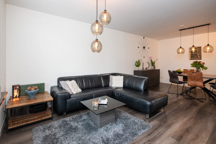 Foto 10 van Van der Meulenstraat 40