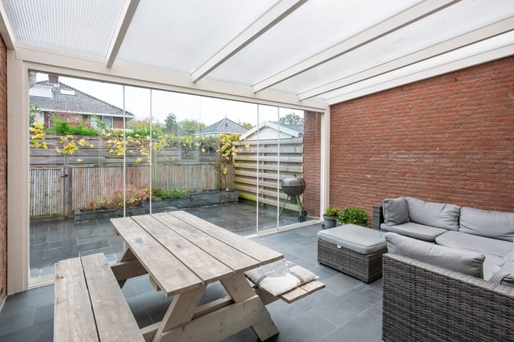 Foto 14 van Van der Meulenstraat 40