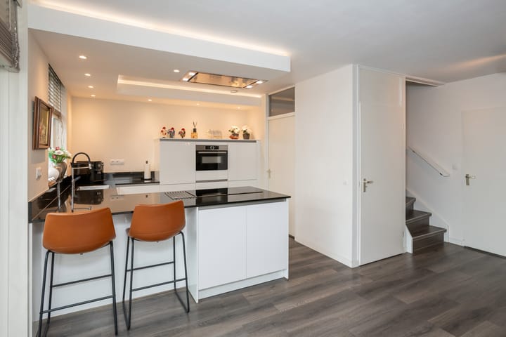 Foto 18 van Van der Meulenstraat 40