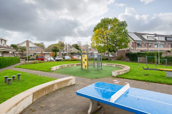 Foto 36 van Van der Meulenstraat 40